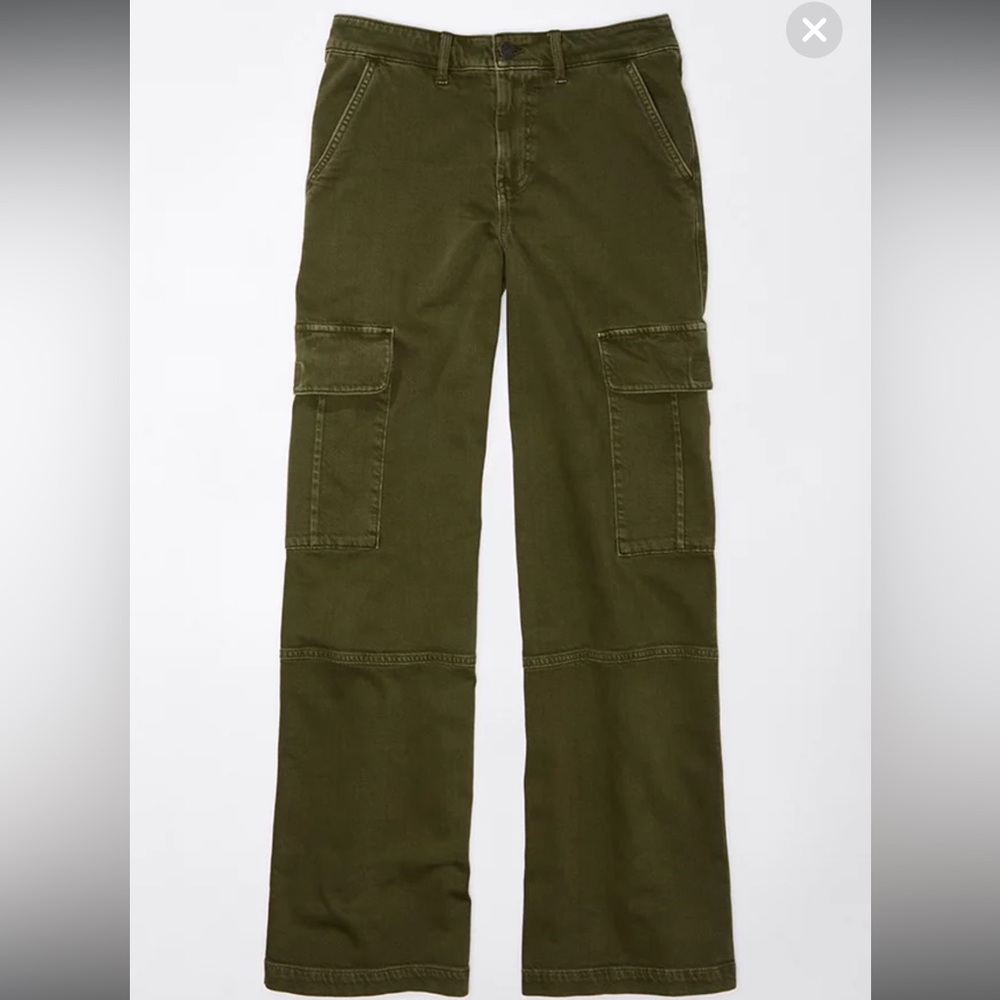 AE Dreamy Drape Stretch Cargo Super High-Waisted Baggy Wide-Leg Pant size 10